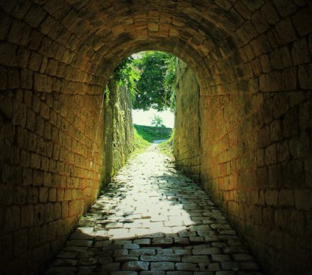 Visit of the underground passages of the citadel of Blaye